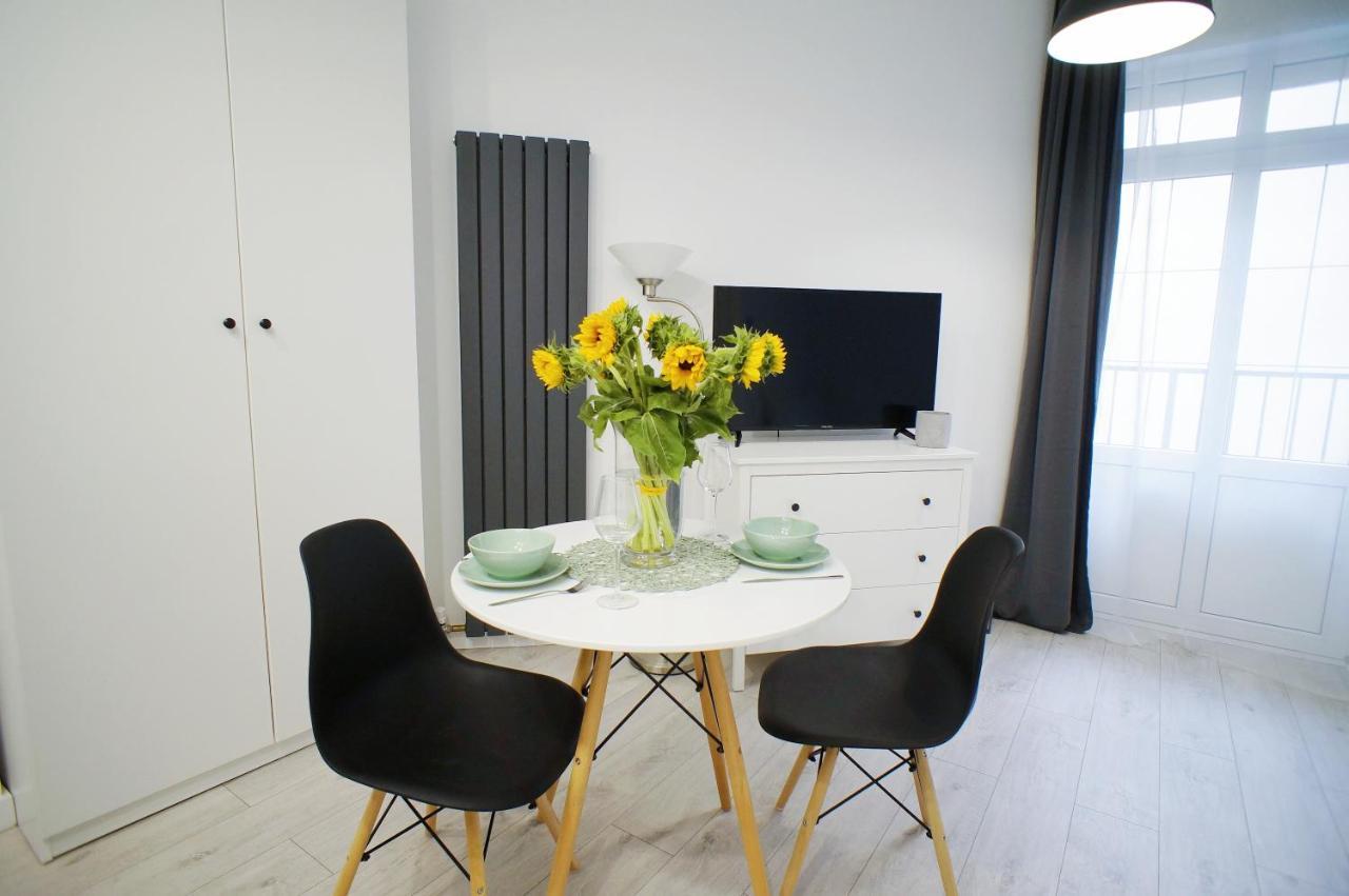 Modern Apartment In The City Center Katowice Exterior photo
