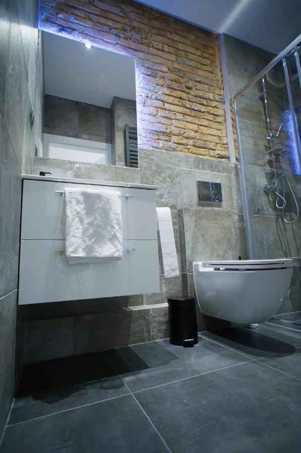 Modern Apartment In The City Center Katowice Exterior photo